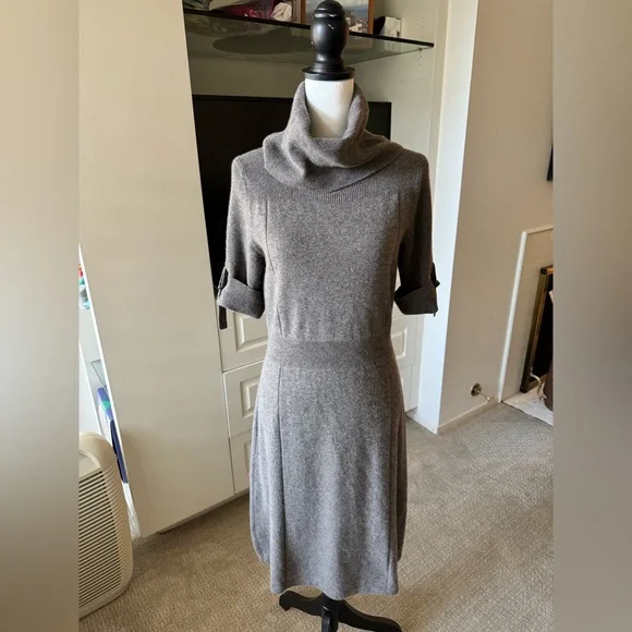 Banana Republic 100% Cashmere Sweater Dress (Medium) - Picture 1 of 4